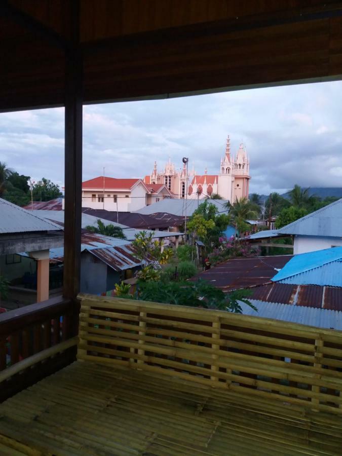 Sunset Guest House & Bar Bunaken Exterior foto